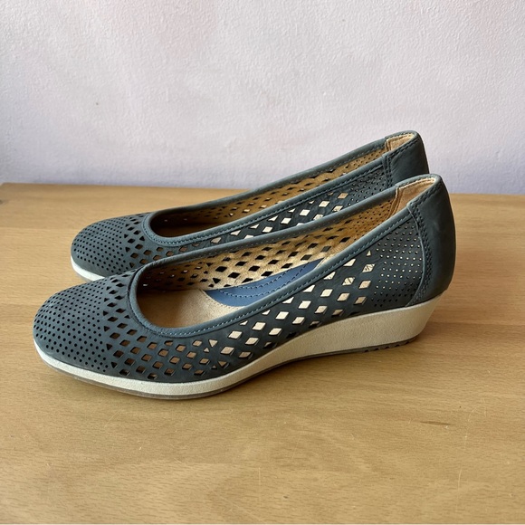 Brand New in Box Women’s Naturalizer Shoes - Picture 7 of 10